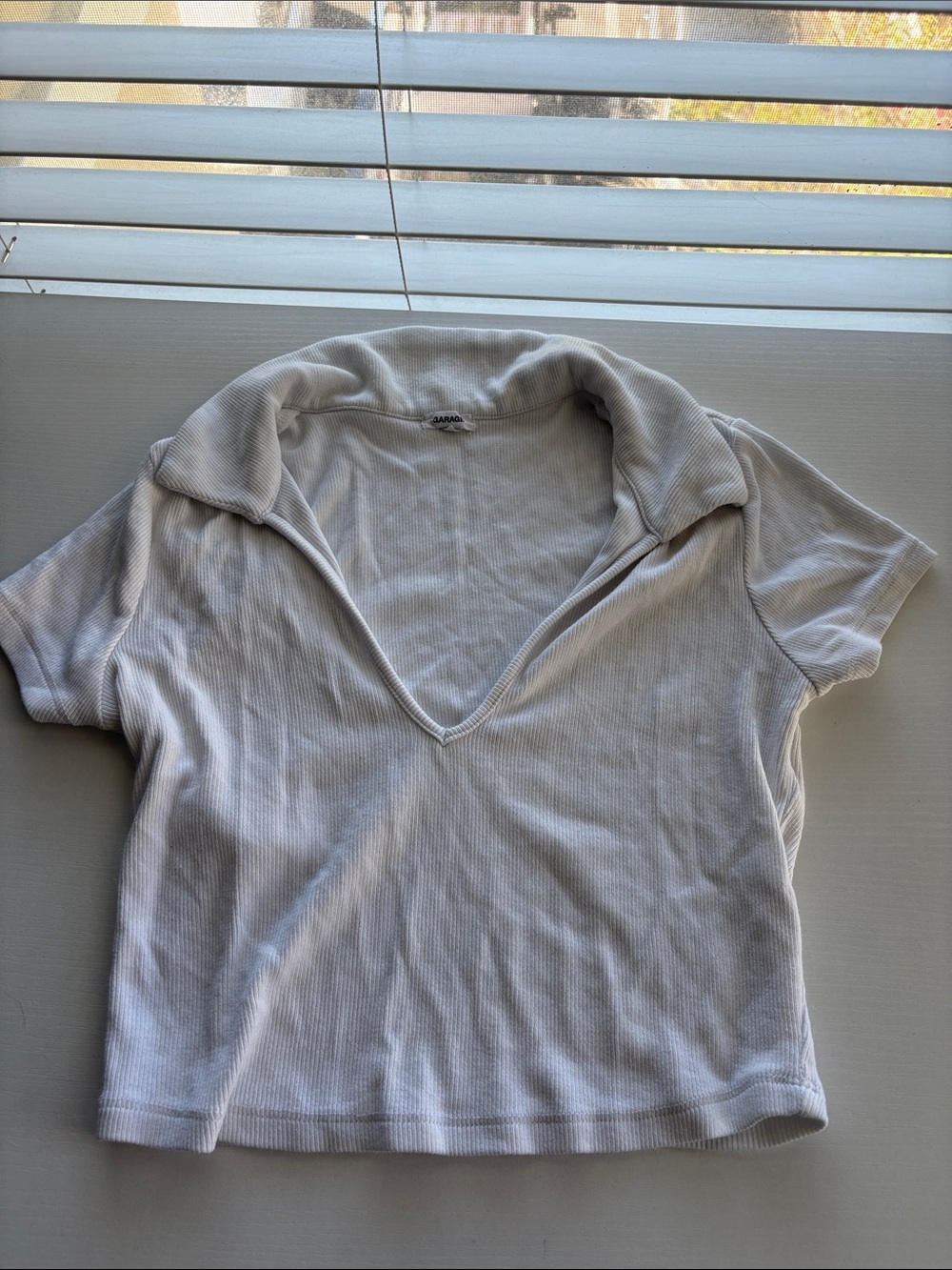 Garage White Short Sleeve V-Neck Collared Crop Top